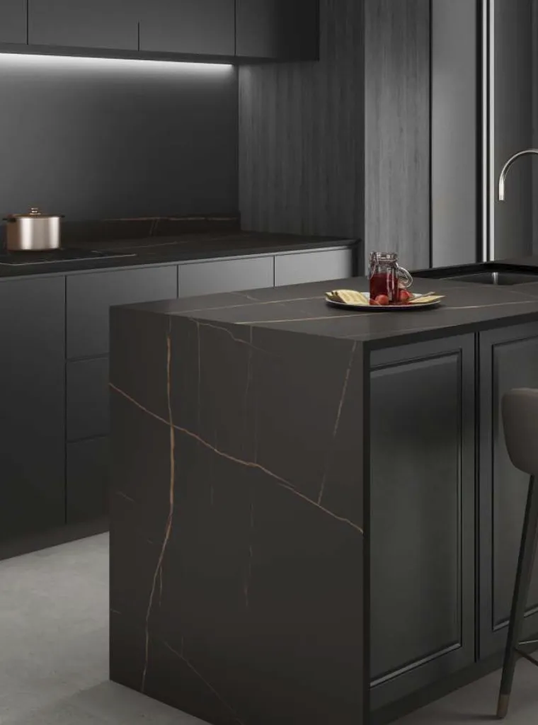 Saint Laurent Black Prvw.webp